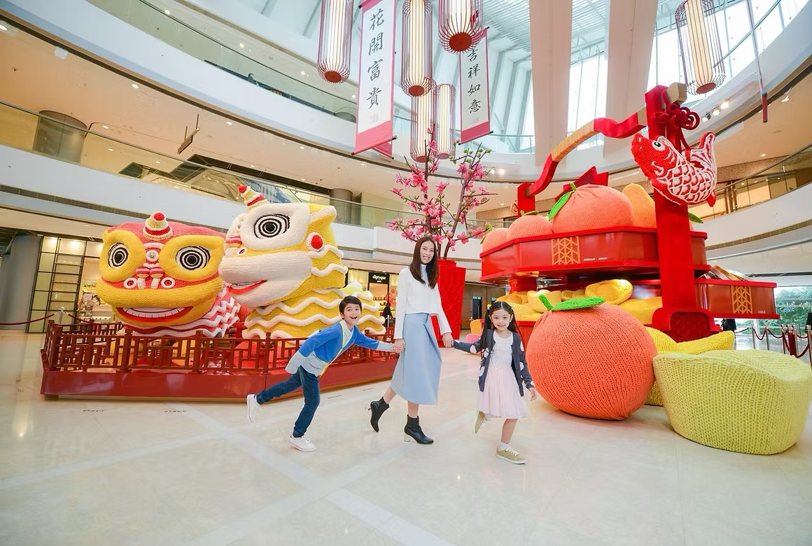 CNY family installation at IFC Mall